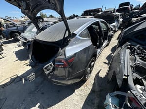2019 Tesla Model 3 Vehicle Unit Complt.