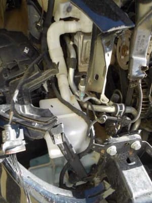 2012 Volkswagen Beetle Wash Reservoir