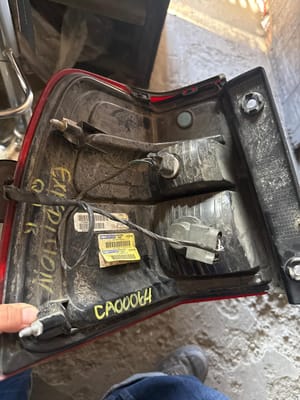 2009 Ford Expedition Tail Light