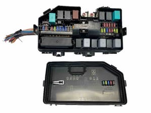 2021 Honda Pilot Engine Fuse Box