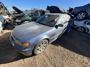 2005 BMW 325i