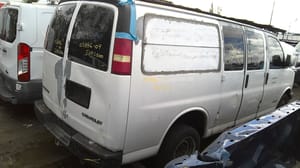 2004 GMC Expr25