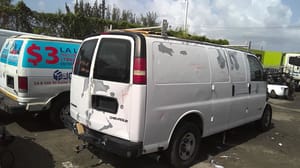 2005 GMC Expr25