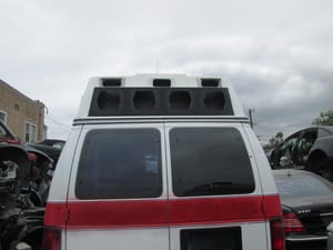 2003 Ford E-350
