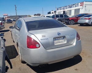 2004 Nissan Maxima