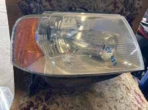 2006 Ford Freestyle Headlight