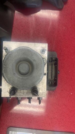 2015 Ford Tra250 ABS Module