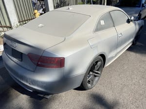 2010 Audi Audis5 Knee Assembly