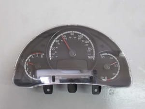 2013 Volkswagen Beetle Speedo Head/cluster
