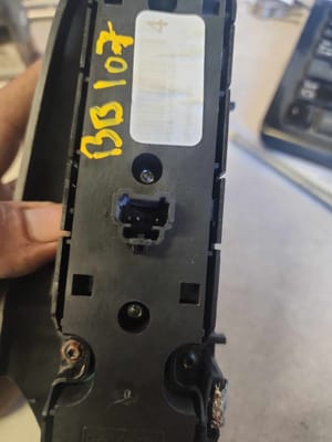 2017 Ford Mustang Front Door Switch