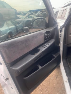 2003 Dodge Dakota