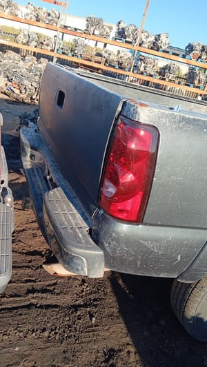 2004 GMC Silv25