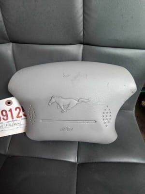 1998 Ford Mustang Airbag