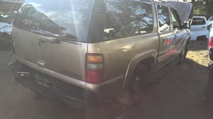 2000 GMC Sub150
