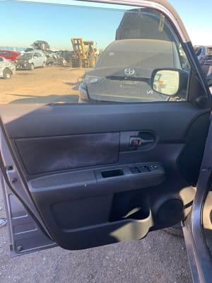 2011 Scion Xb