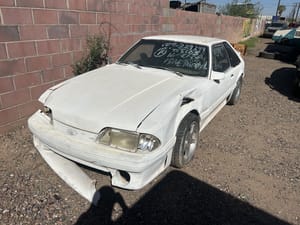 1990 Ford Mustang