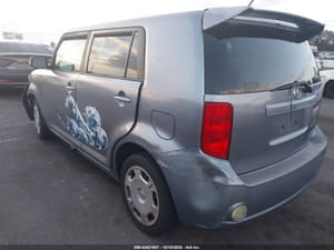 2010 Scion Xb