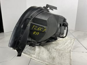2003 BMW X5 Headlight