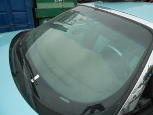 2005 Ford Thunderbird Windshield Glass