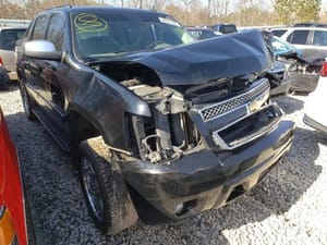 2008 GMC Aval15