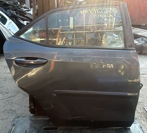 2015 Toyota Corolla Rear Door