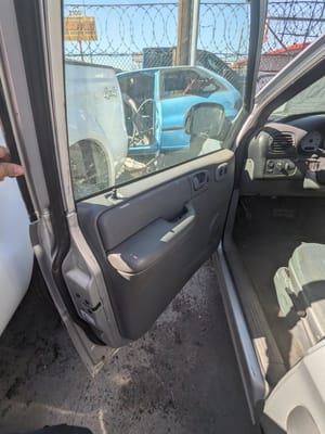 2004 Dodge Caravan