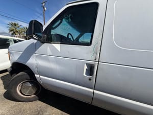 2005 Ford E-350