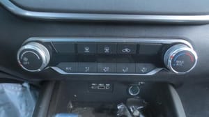 2021 Nissan Altima Temp Control