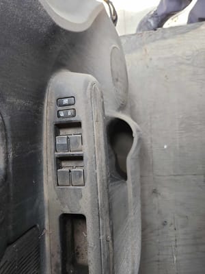2015 Scion Xb Front Door Switch