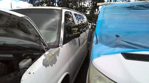 2004 GMC Expr25