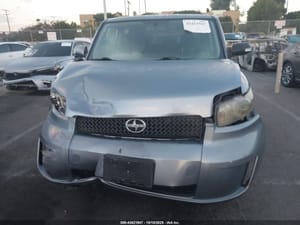 2010 Scion Xb