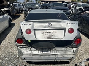2003 Lexus Is300