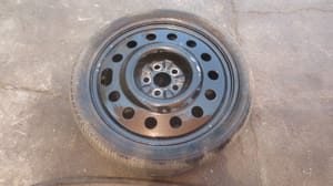 2002 Ford Thunderbird Wheel