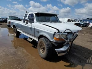 2000 Chevrolet Tracker