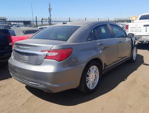 2013 Chrysler 200