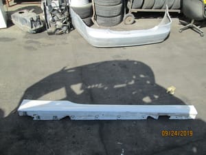 2012 BMW 650i Rocker Moulding