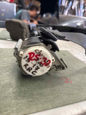 2017 Chrysler 200 Rear Seat Belt