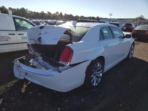2019 Chrysler 300