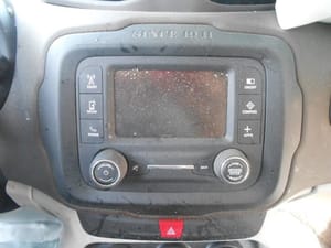 2017 Jeep Renegade Radio Audio