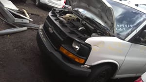 2003 GMC Expr15