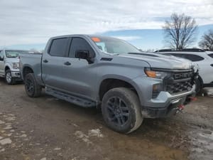 2025 GMC Silverado 1500 Engine