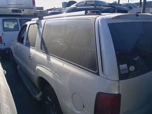 2005 Cadillac Escesv