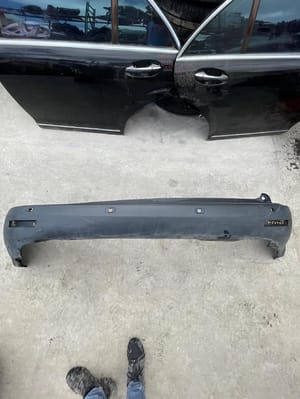 2007 GMC Acadia Bumper Cover - Rear