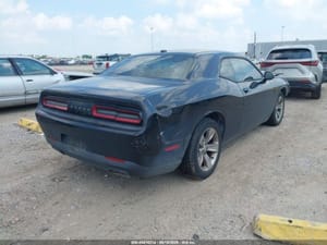 2016 Chrysler Challenger