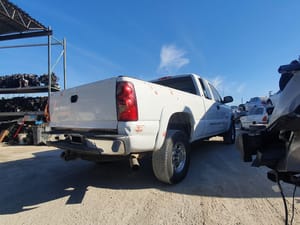 2003 GMC Silv25
