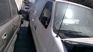 2001 Ford E-250