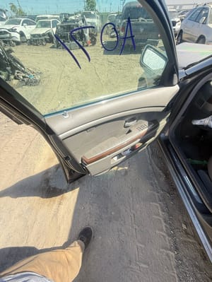 2003 BMW 745i
