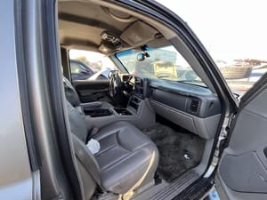 2003 GMC Sub150
