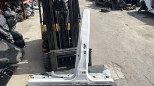 2015 Toyota 4Runner Center Pillar