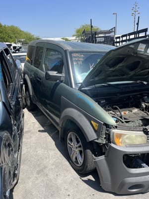 2004 Honda Element